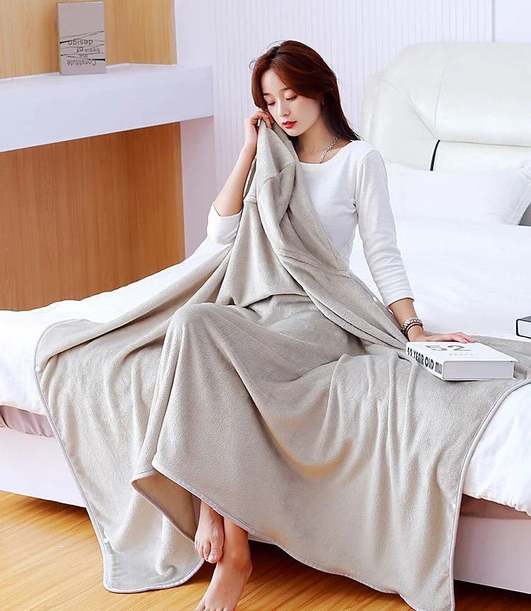 Poncho Plaid Gris Clair Boutonné à Capuche - Robitta