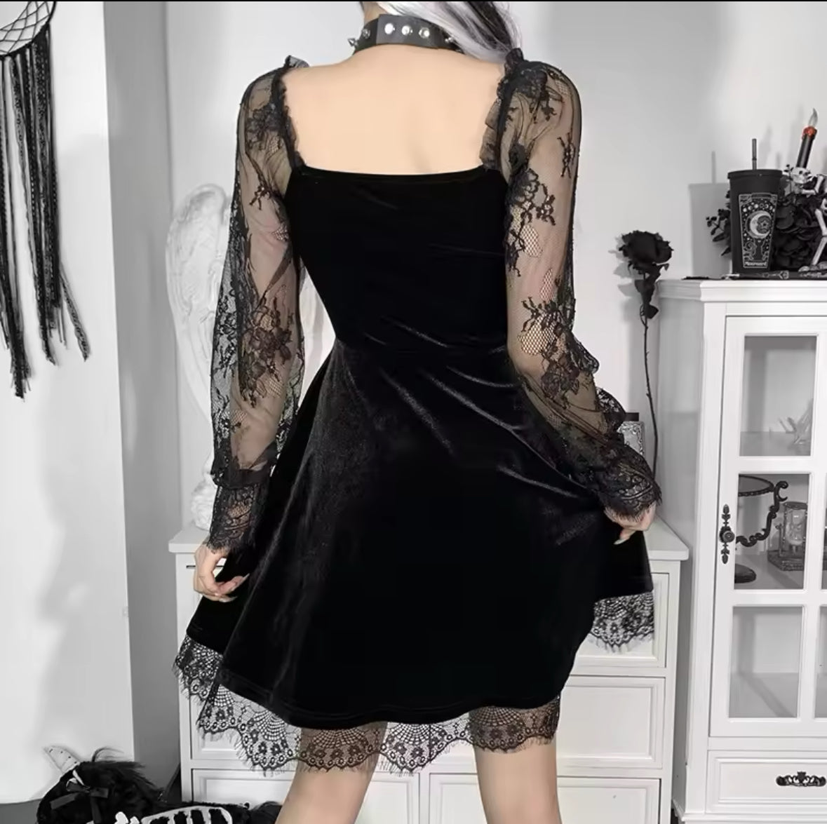 Robe gothique noir dentelle