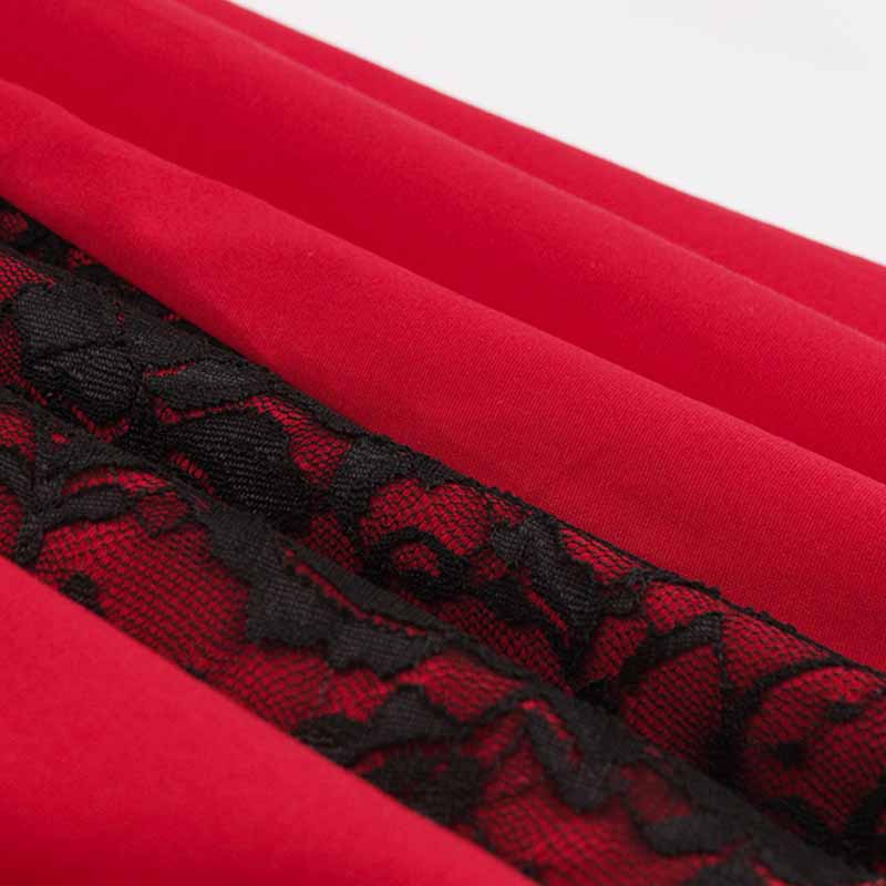 Robe Gothique Rouge et Noire Années 50